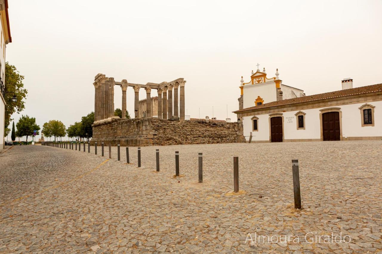 Appartamento Almoura Giraldo Centro Historico Évora Esterno foto